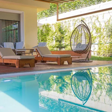 Wonderful With Private Pool And Sauna
