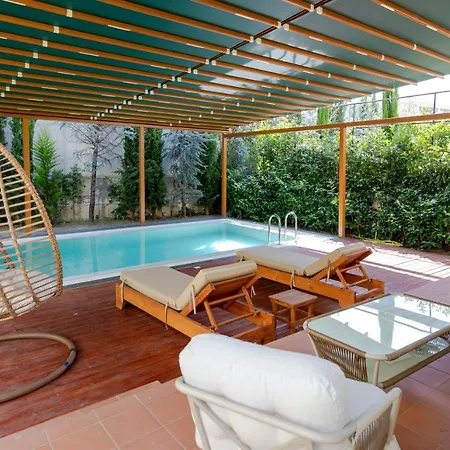 Wonderful With Private Pool And Sauna Villa Tirana